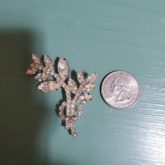Vintage Rhinestone Brooch - Picture 2 of 3